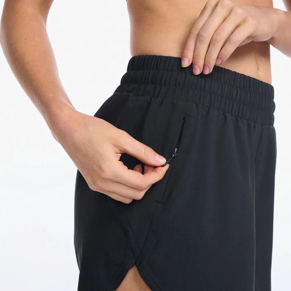 2XU Womens Aspire 5 Inch Shorts