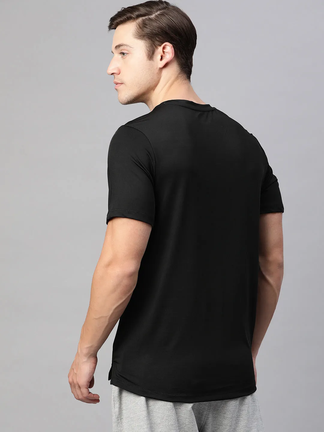 Alcis Men Solid Black Tshirts