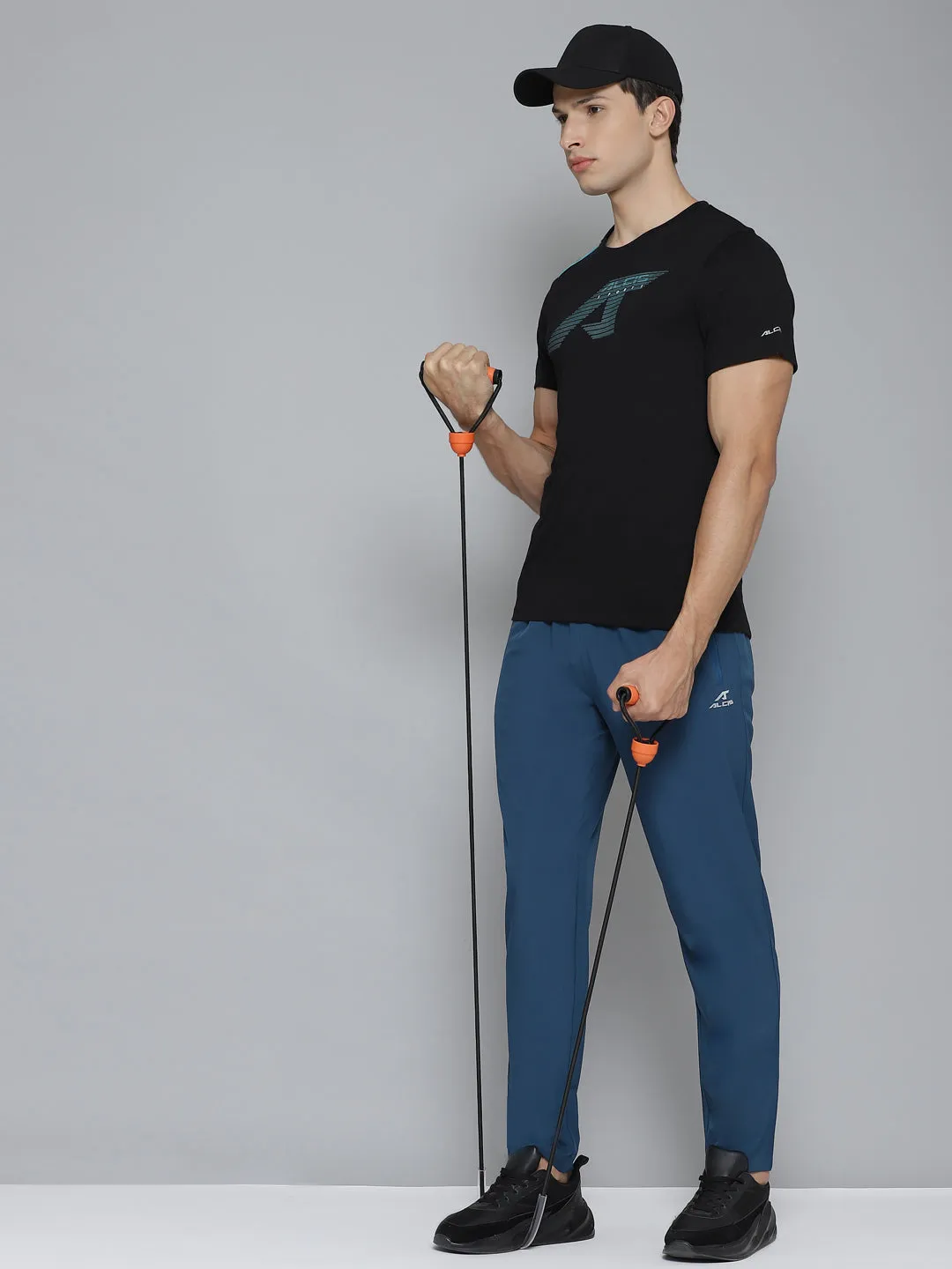 Alcis Men Solid Black Tshirts