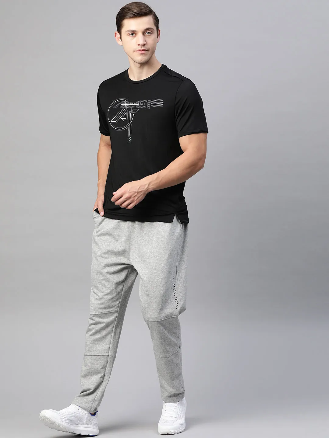 Alcis Men Solid Black Tshirts