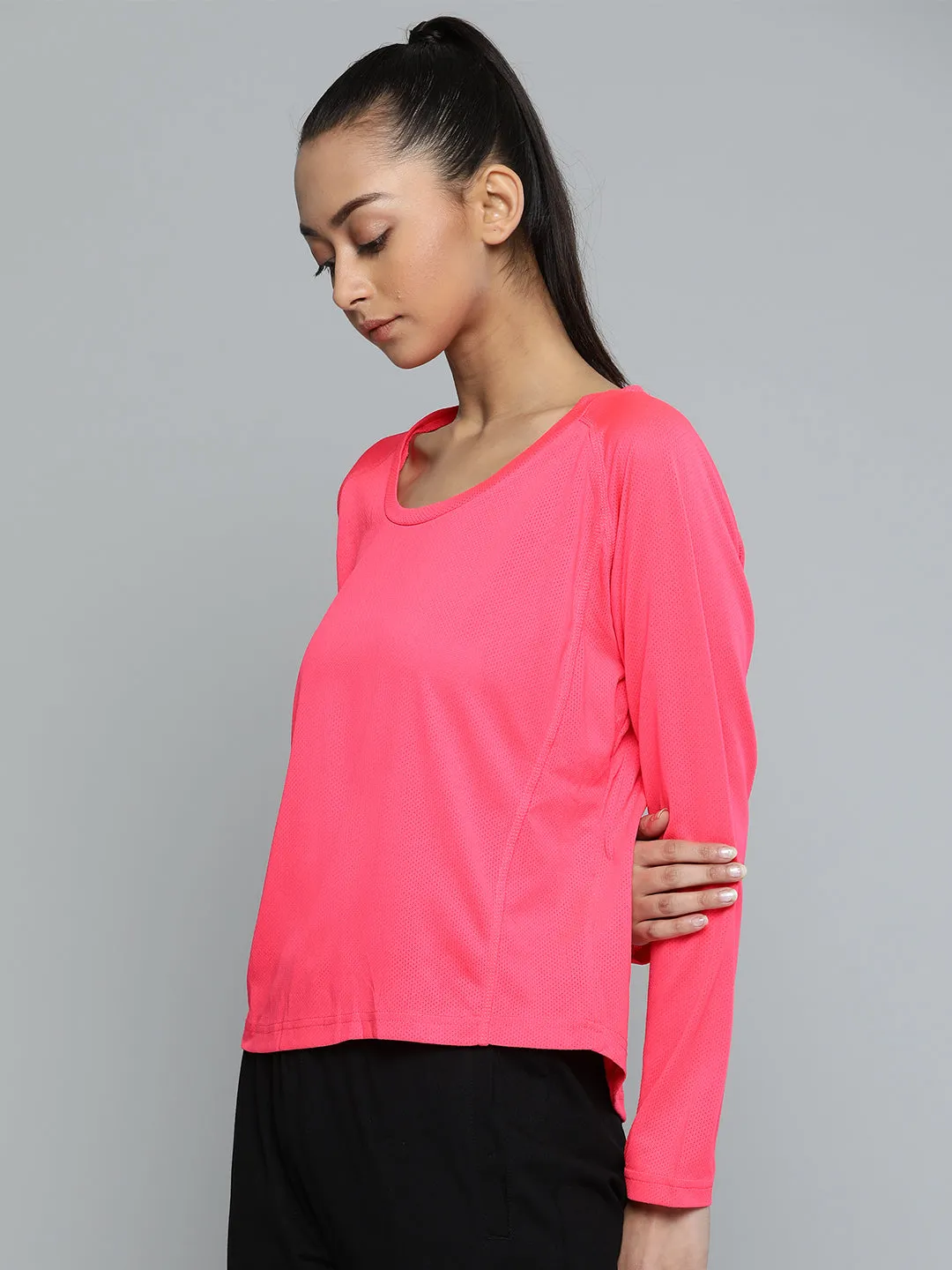 Alcis Women Fuchsia Solid Round Neck Running T-shirt