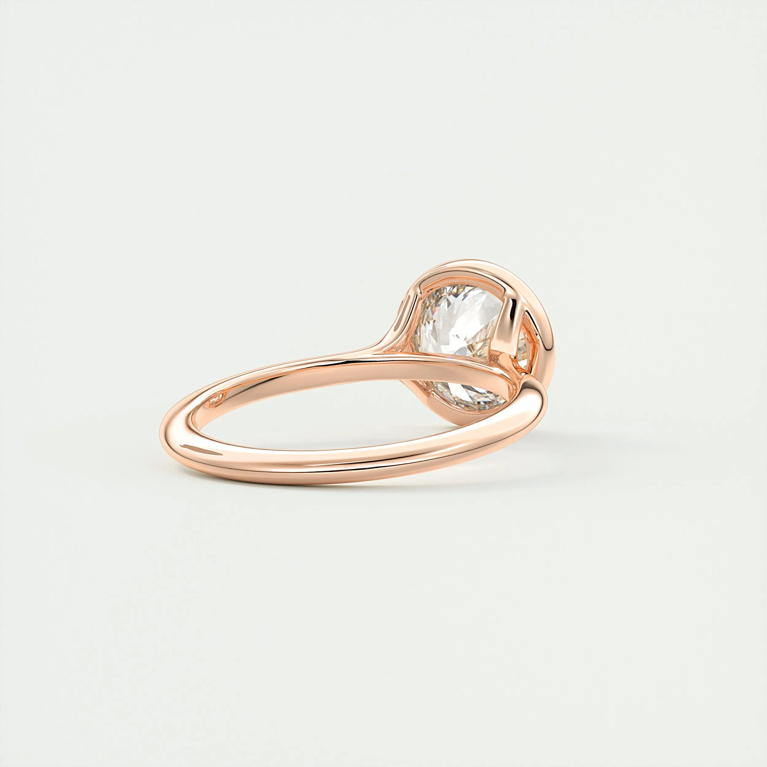 Breezy Bezel | Round