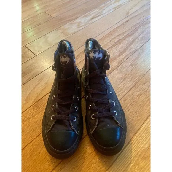 Converse DC Comics Rebirth Batman Vol. 1 high top sneakers youth size 3