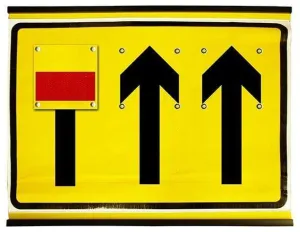 Flexible 1050x750mm 3-Lane Carriageway Road Closure