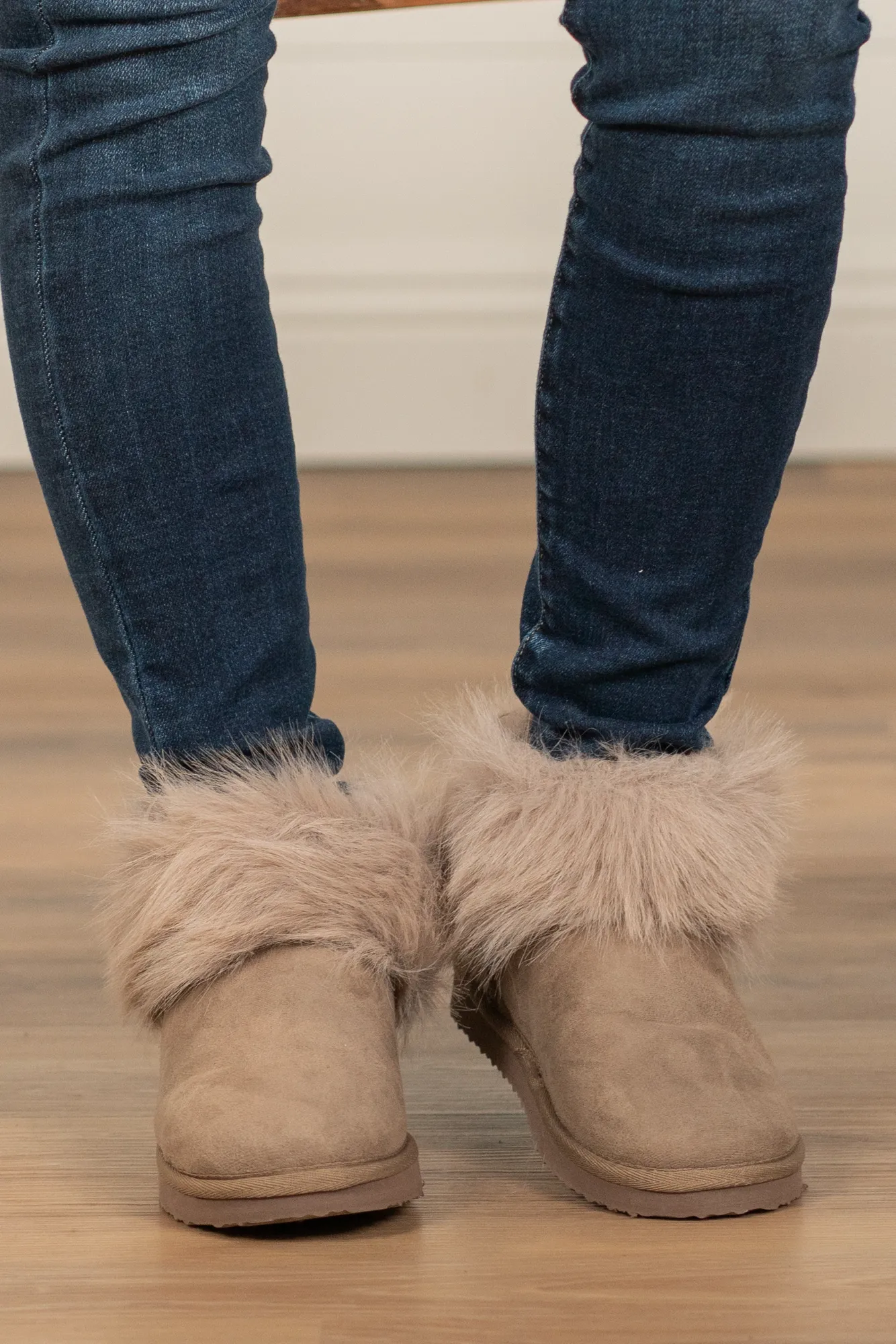 Frost Furry Boots