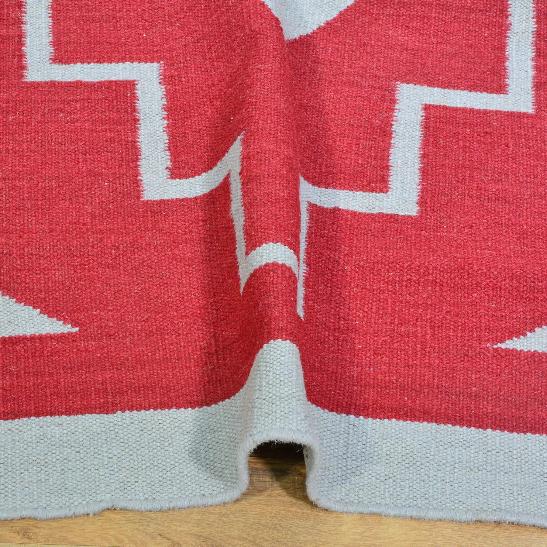 Hand-Woven Reversible Southwestern Design Handmade Wool Kilim (Size 2.7 X 9.10) Cwral-10368