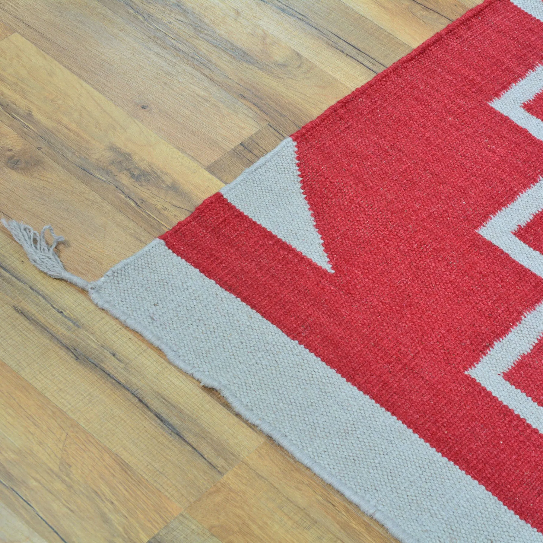 Hand-Woven Reversible Southwestern Design Handmade Wool Kilim (Size 2.7 X 9.10) Cwral-10368