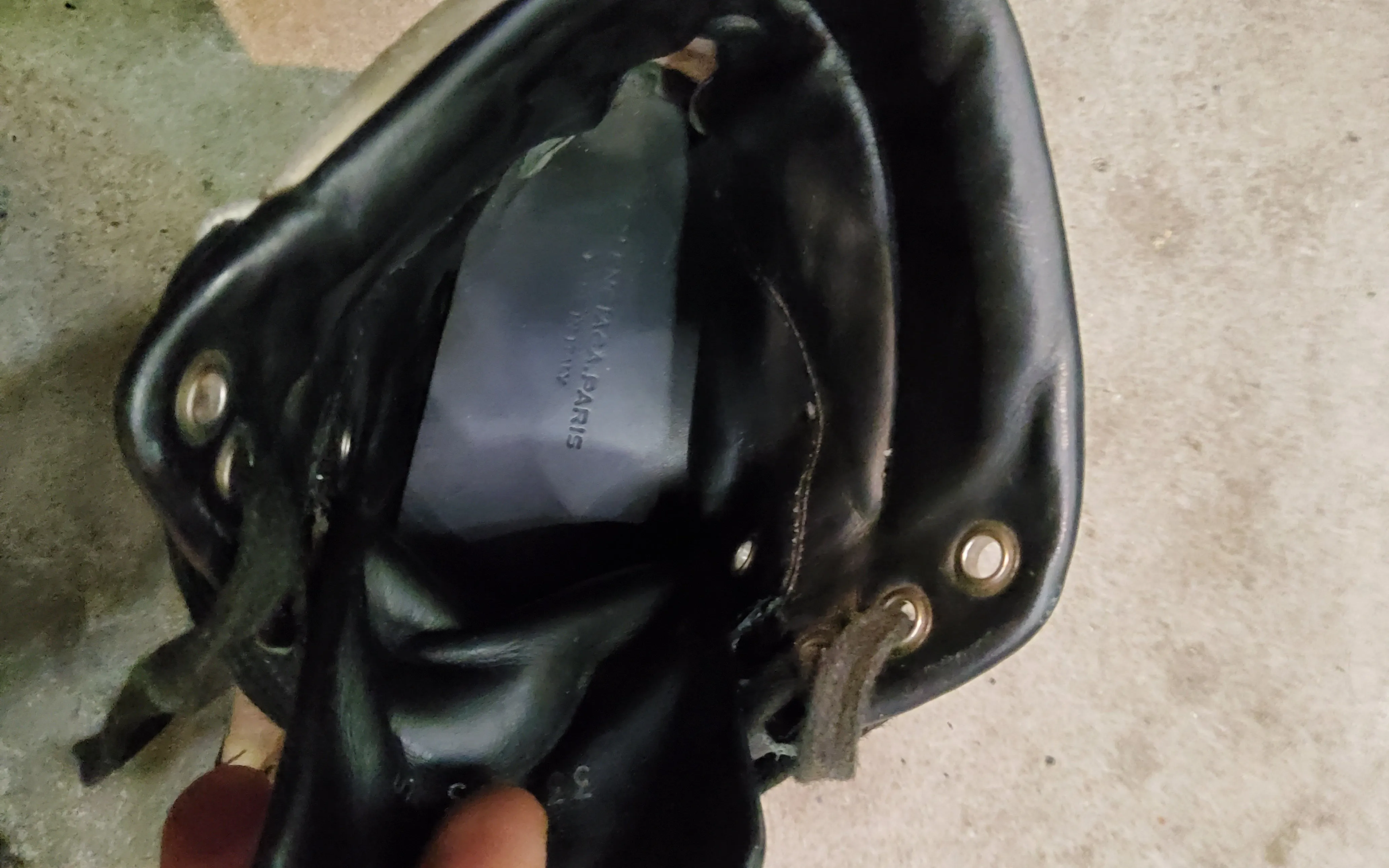 HIGH LEATHER SNEAKERS