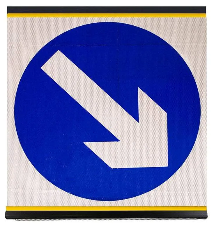 Keep Right Arrow