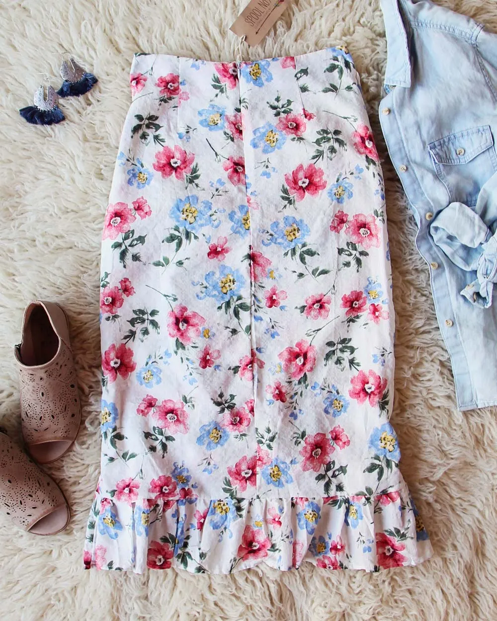 Knot & Tie Skirt in White