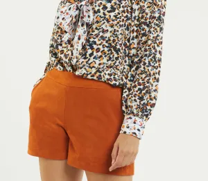 MIA SHORT