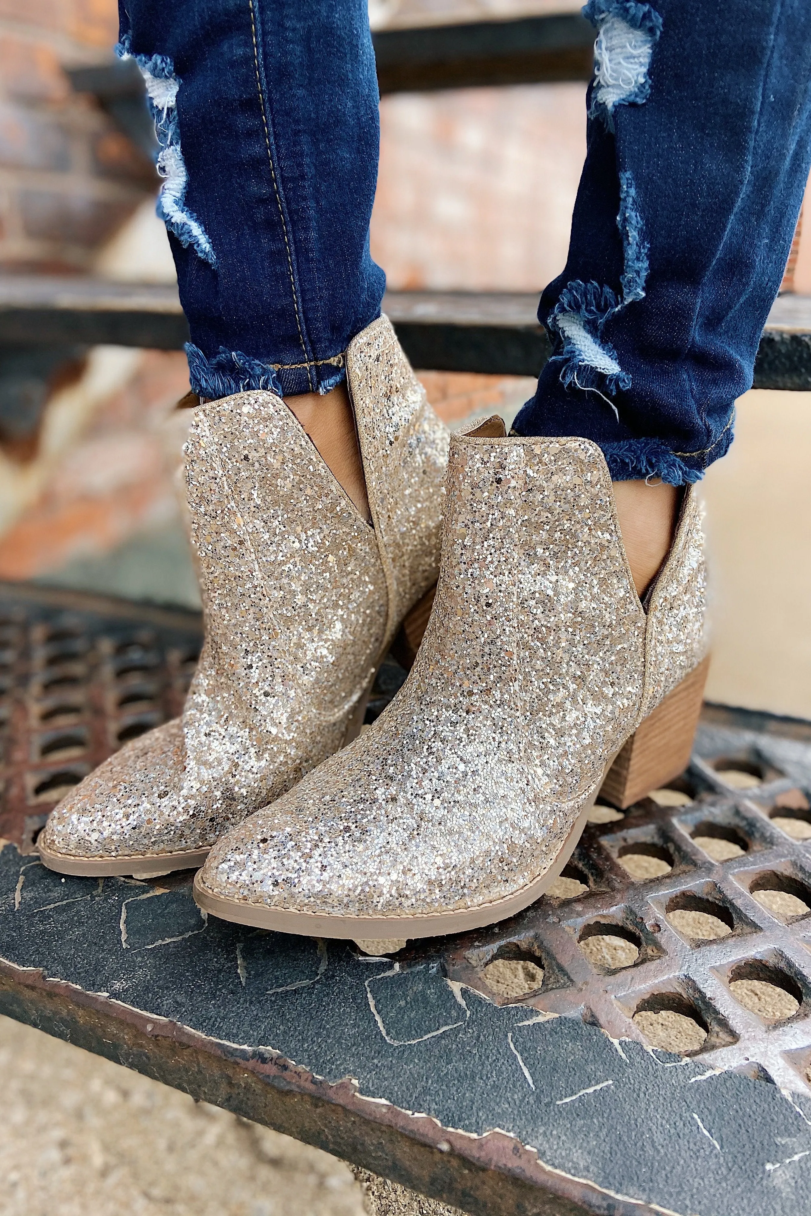 Not Rated Fiera Booties- Gold
