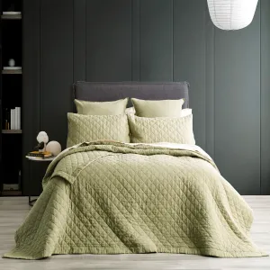 Renee Taylor Cavallo Stone washed French Linen Quilted Bed Coverlet Set - Jade