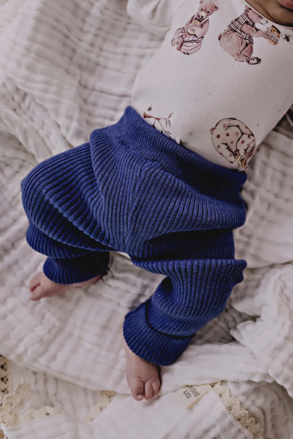 Ribbed Knit Leggings || Navy | Confetti Kidz