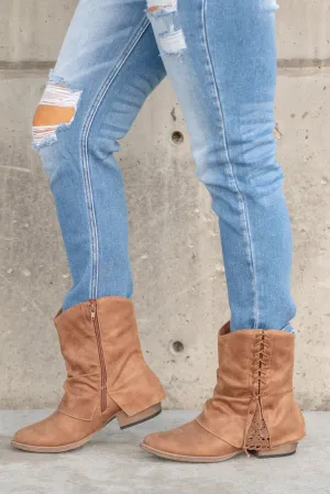 Sassy Zip Up Boots - Tan
