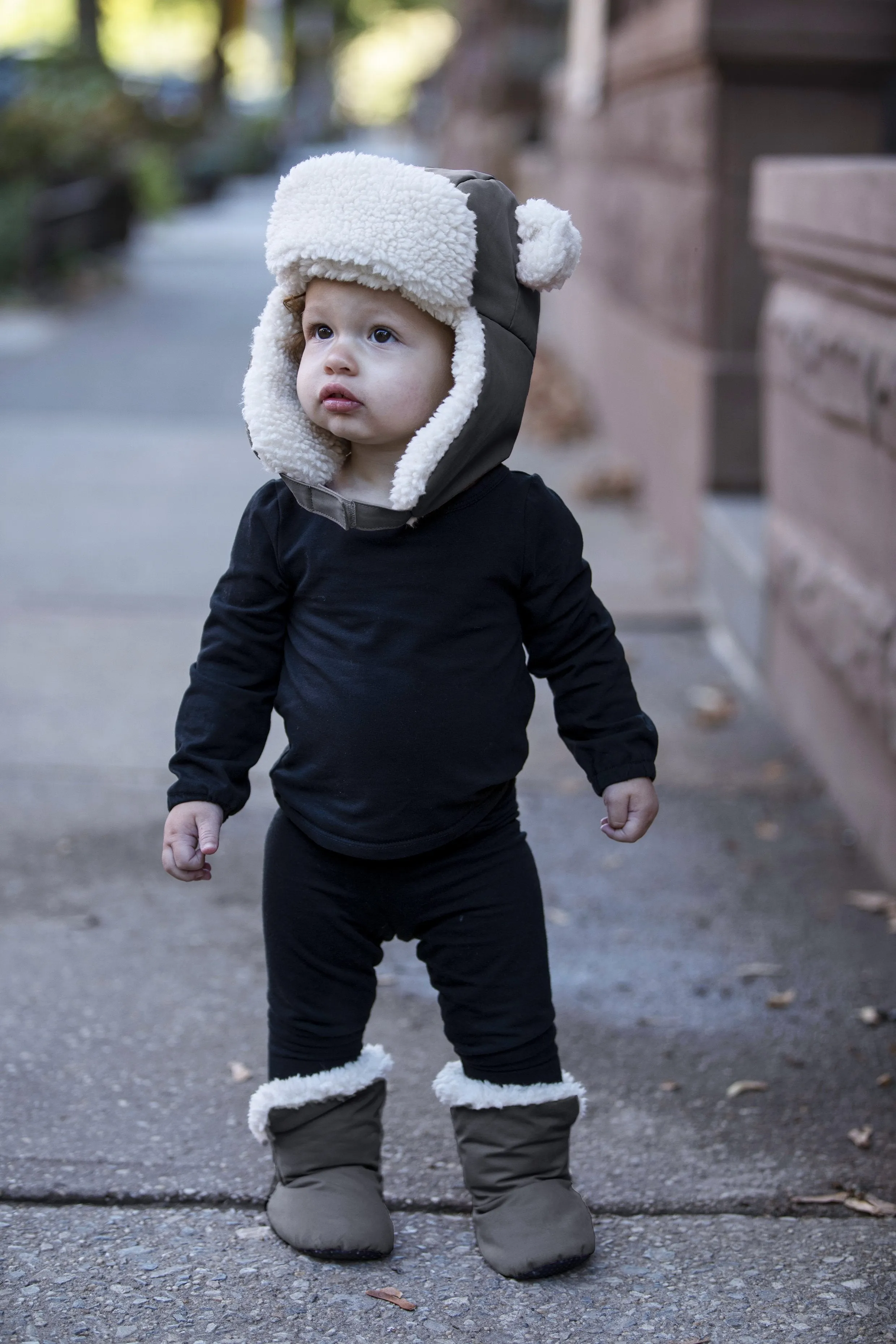 The Cub Set - Benji Sherpa | Hat & Mittens