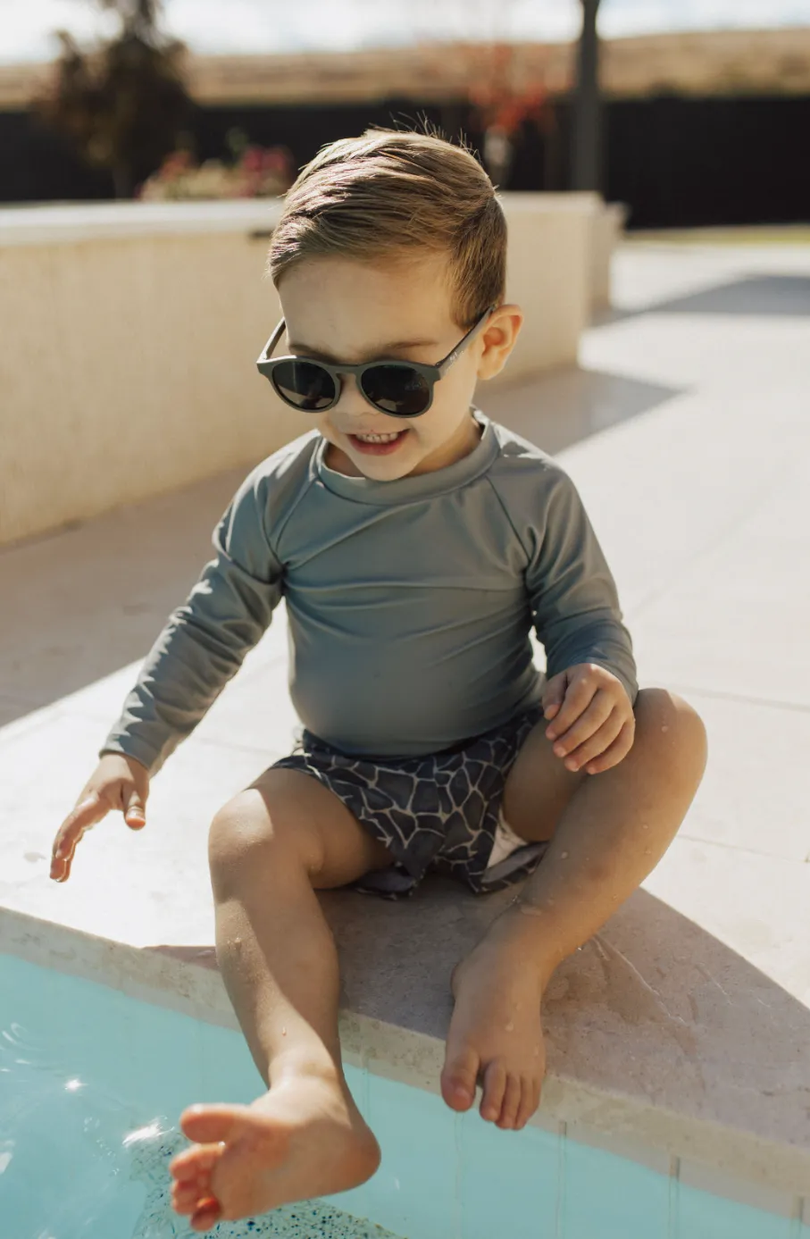 The Keyhole Sunnies - Matte Olive Green