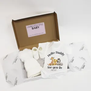 Three Piece Baby Announcement Safari Set - Hello 'Family Member'