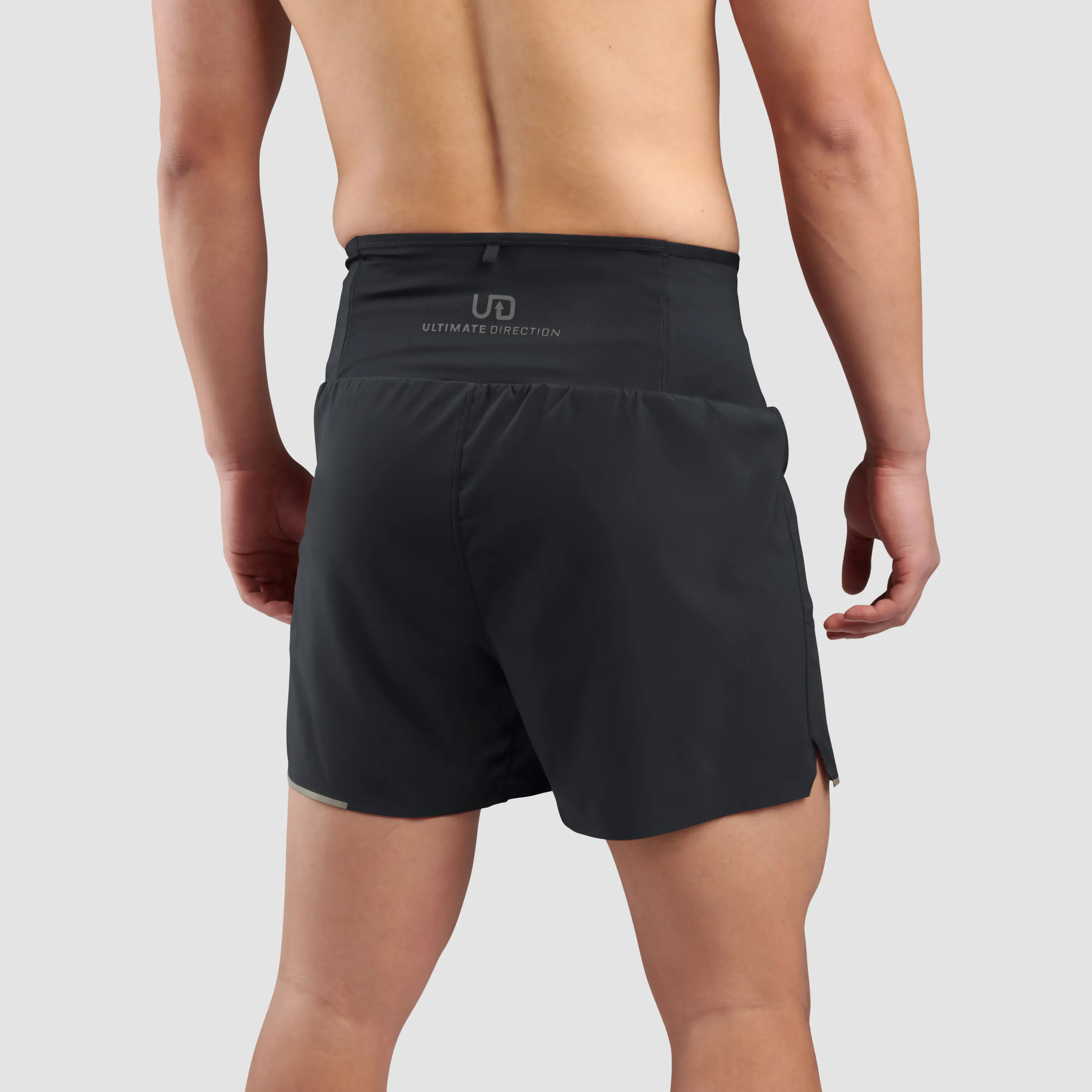 Ultimate Direction Men's Velum Short 5" - Onyx