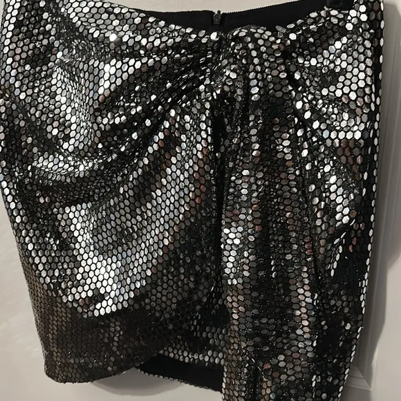ZARA | Silver Metallic | High-waisted mini skirt knot detail, sparkly appliqué